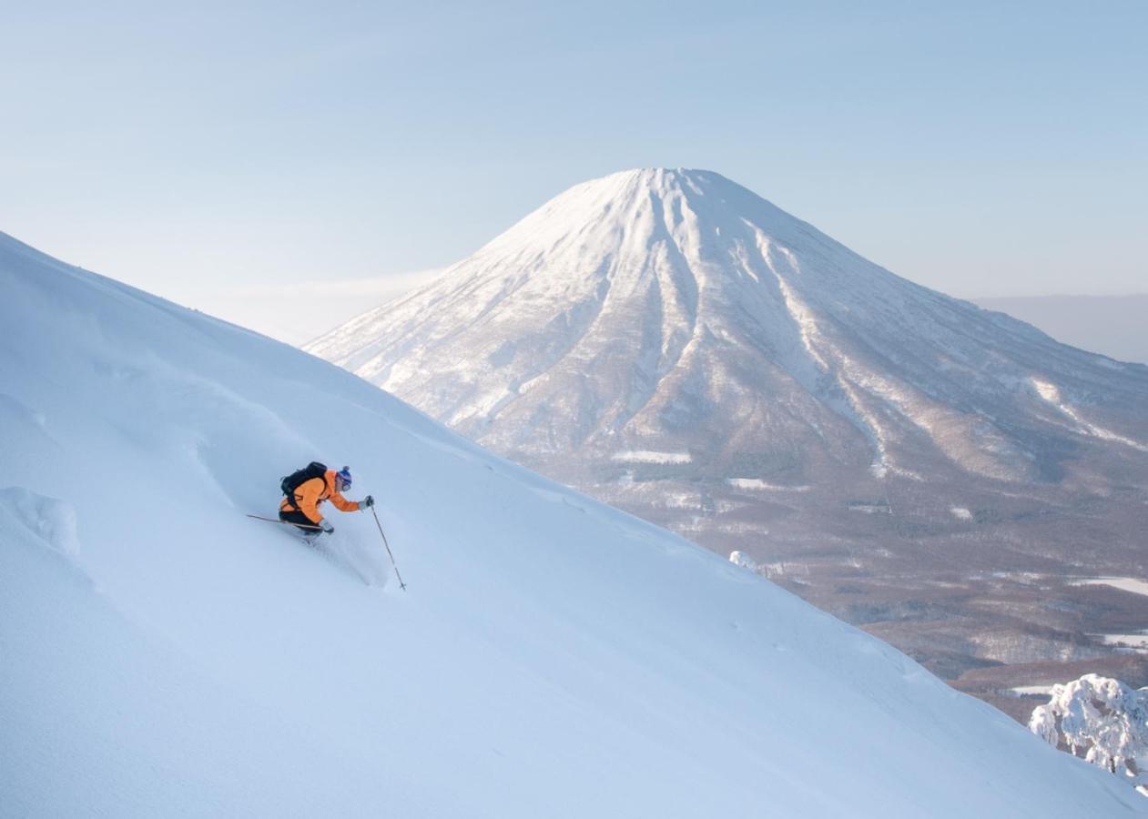 Black Diamond Lodge Niseko Bagian luar foto